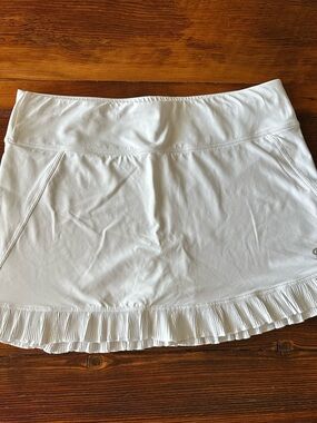 SofiBella Women’s Tennis/Pickleball 13” White Skirt